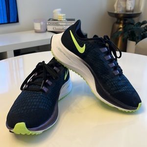 Nike Air Zoom Pegasus 37 size 7